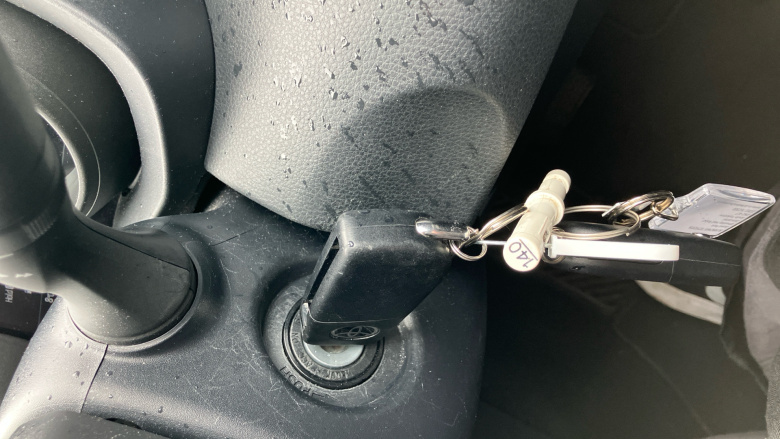 Toyota Yaris 1.5 Hybrid Design 5dr CVT Hybrid Hatchback